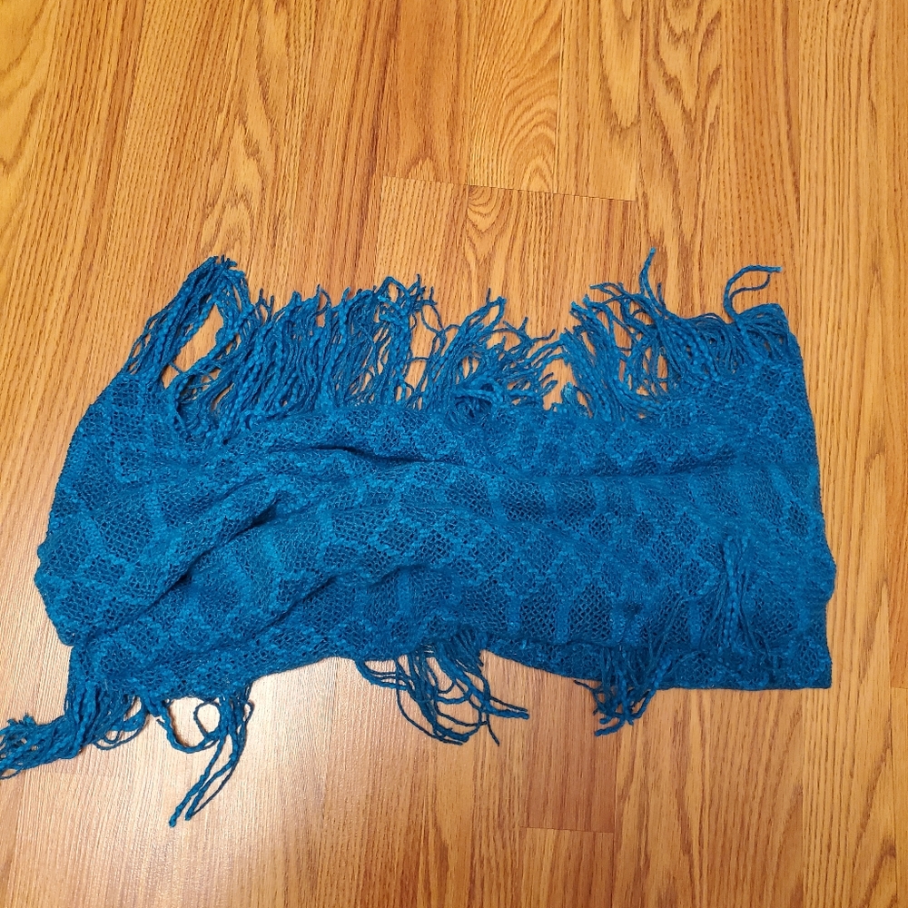 Scarf - Picture 2 of 2